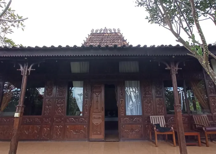 イン Kampoeng Joglo Abangan