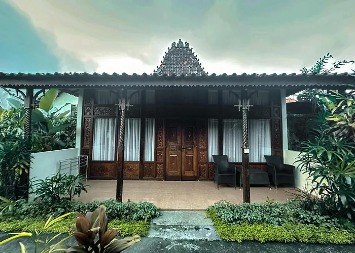 Kampoeng Joglo Abangan 3* ウブド
