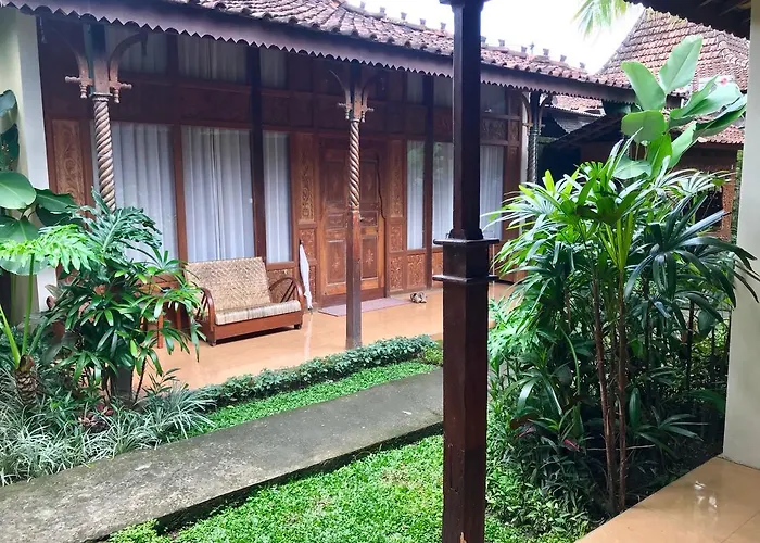 Kampoeng Joglo Abangan イン